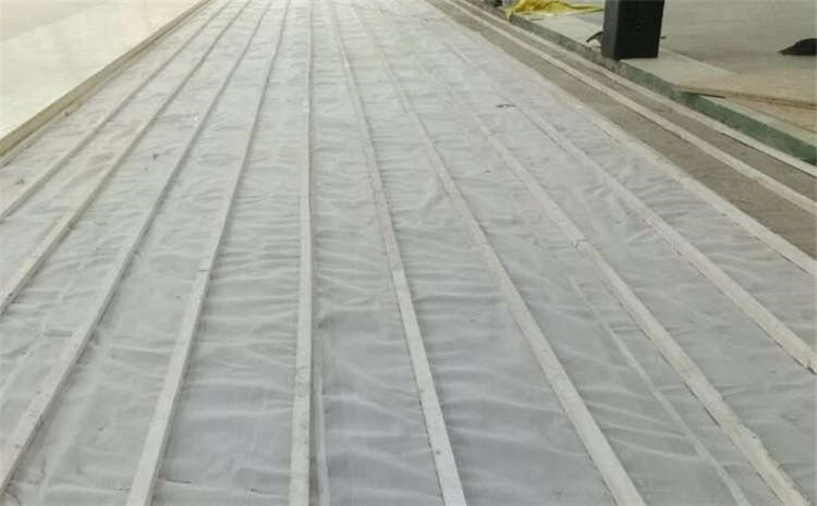 指接板排球館木地板一般多少錢？