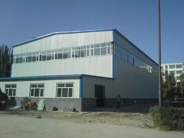 歐氏地板承建新疆阿拉爾國稅局籃球館木地板鋪設 歐氏地板承建新疆阿拉爾國稅局籃球館木地板鋪設